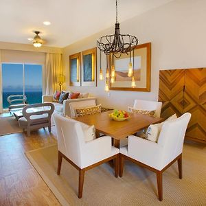 Towers Ocean view Suite